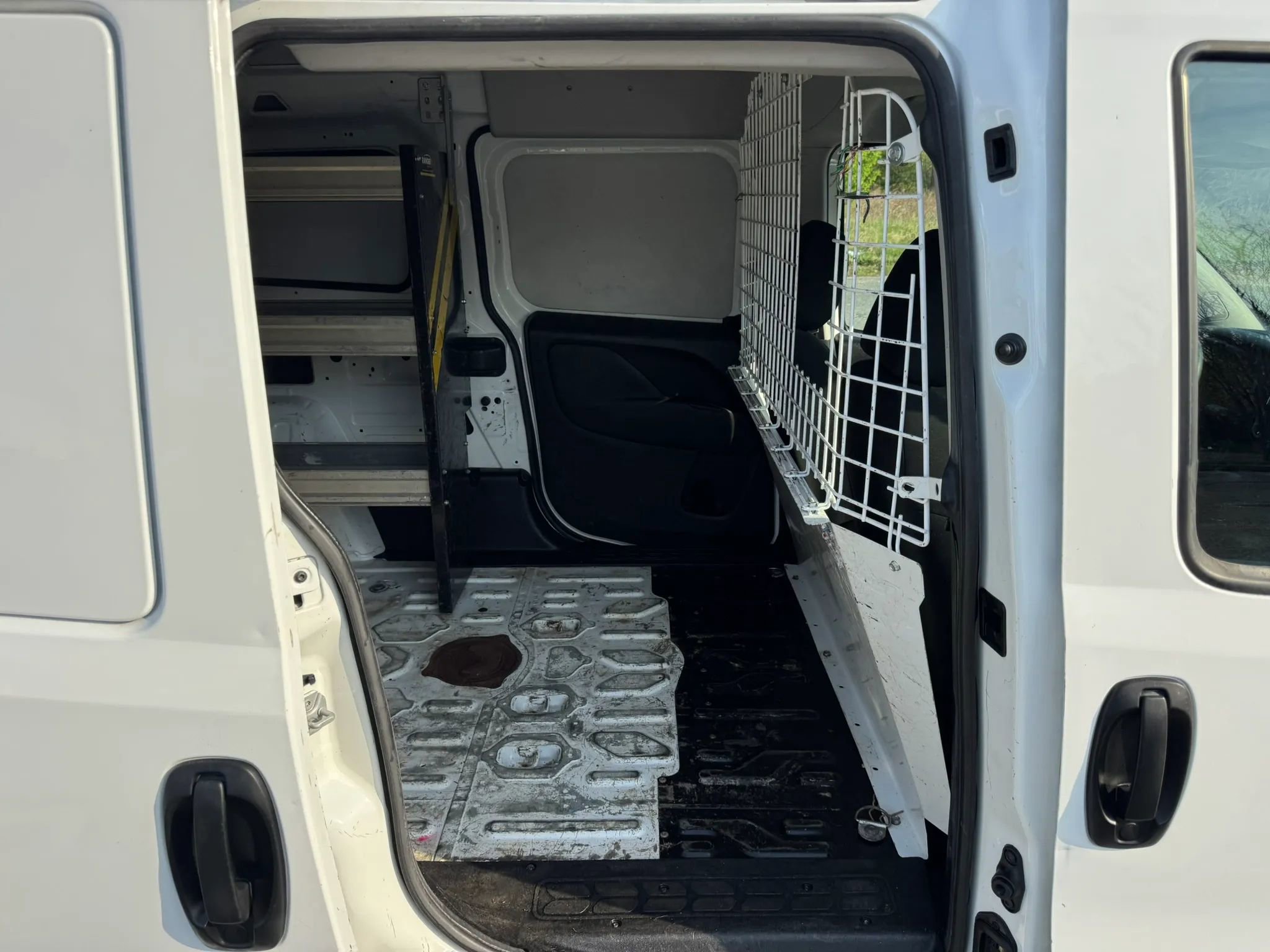Used 2018 RAM ProMaster City Tradesman image 19