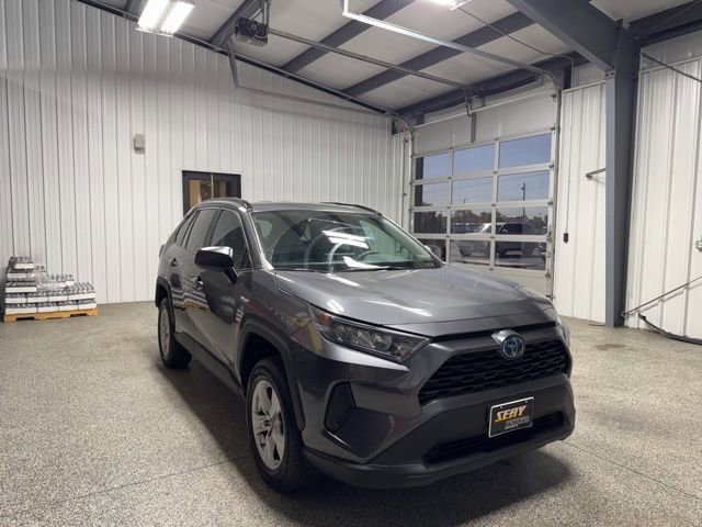 Used 2020 Toyota RAV4 LE image 16