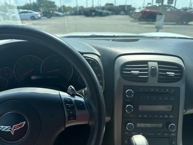 Used 2007 Chevrolet Corvette Convertible w/ Preferred Equipment Group RWD image 11
