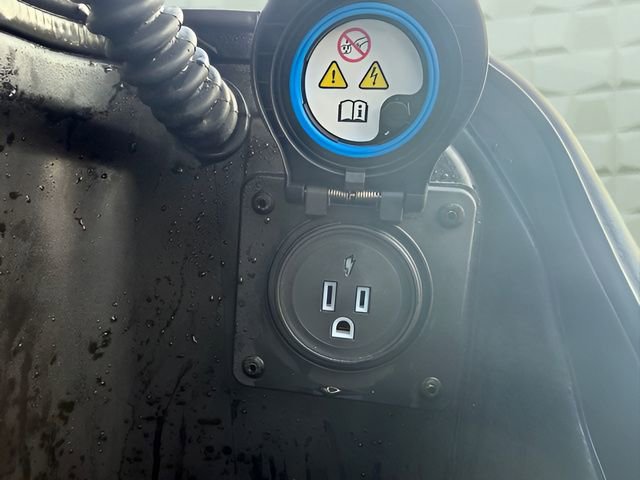 Used 2025 RAM 1500 Limited image 46