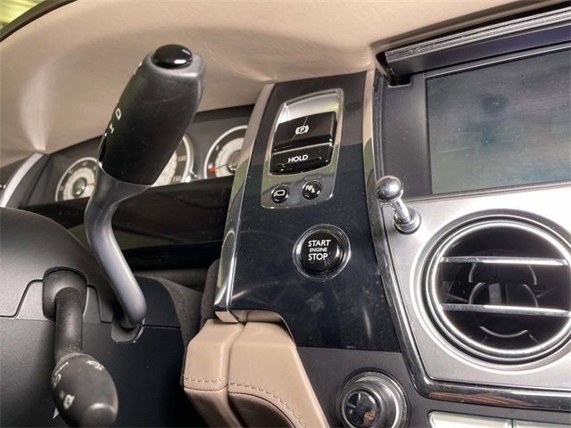 Used 2014 Rolls-Royce Wraith image 36