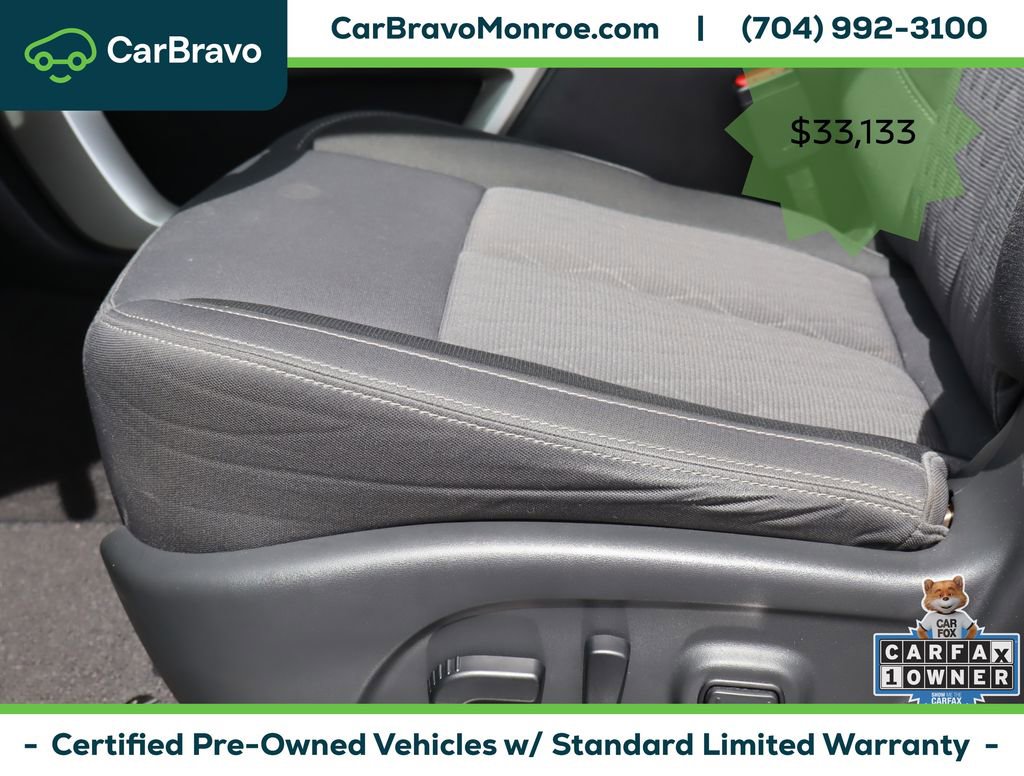 Used 2021 Nissan Titan SV w/ SV Convenience Package AWD/4WD image 16