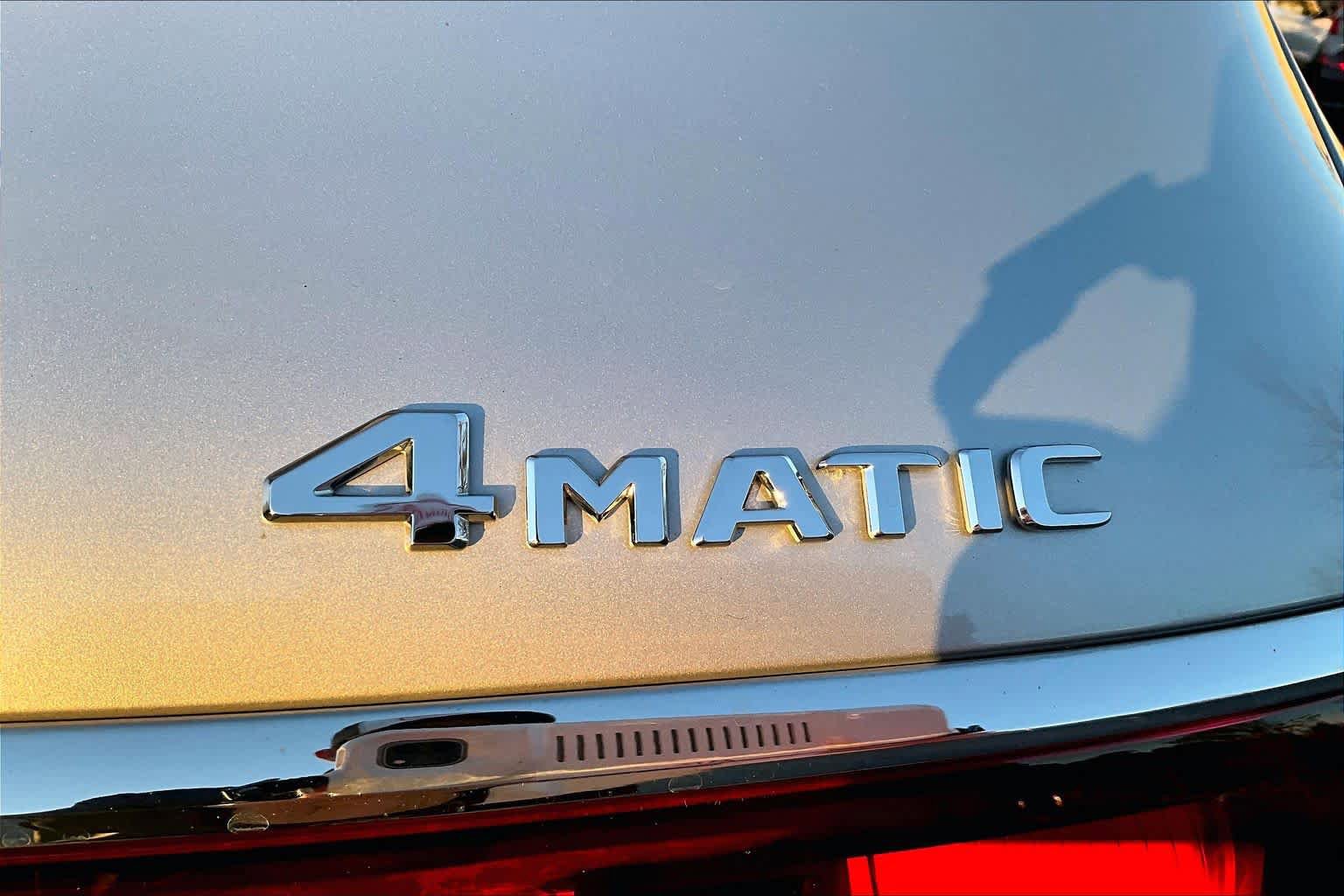 Used 2024 Mercedes-Benz GLS 450 4MATIC image 10