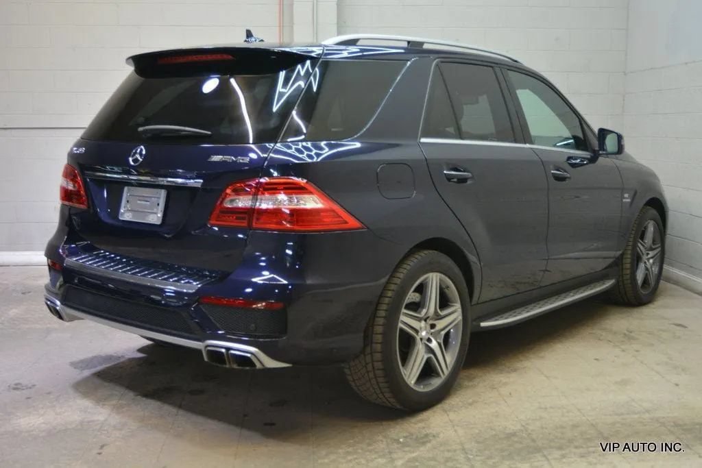 Used 2012 Mercedes-Benz ML 63 AMG 4MATIC image 4
