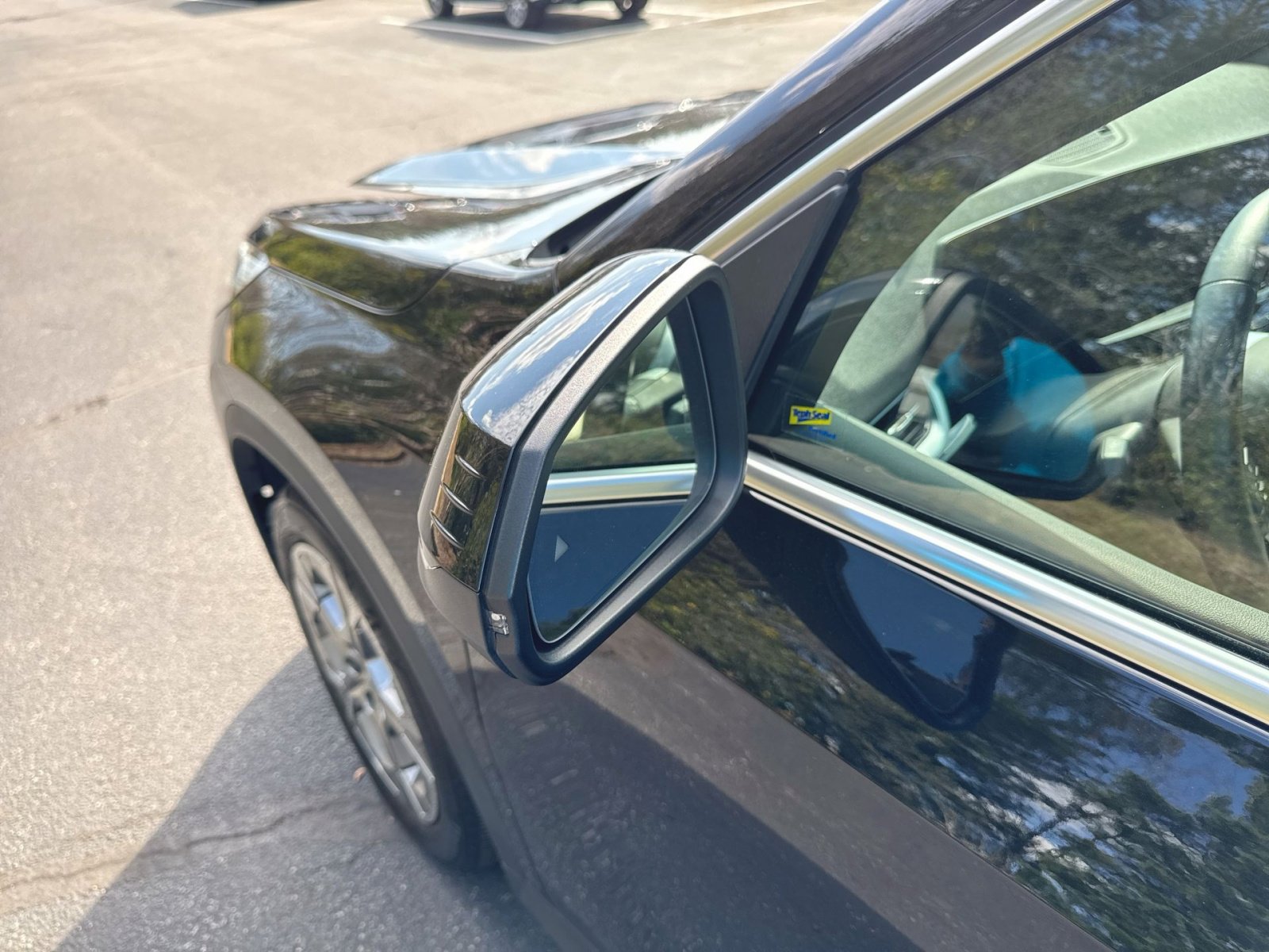 Certified 2023 BMW X1 xDrive28i w/ Convenience Package image 6