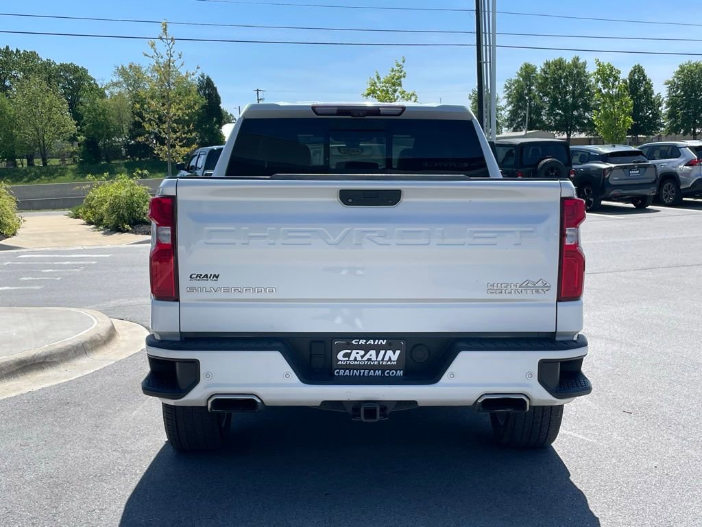 Used 2021 Chevrolet Silverado 1500 High Country w/ Technology Package AWD/4WD image 6