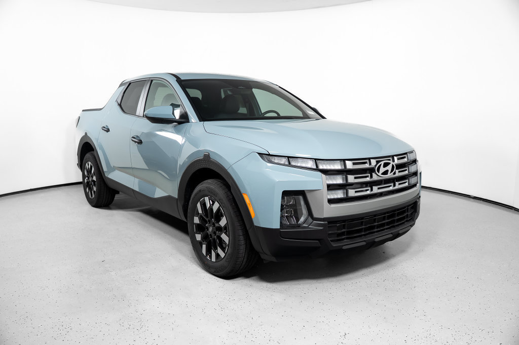 New 2027 Hyundai Santa Cruz SE FWD image 2