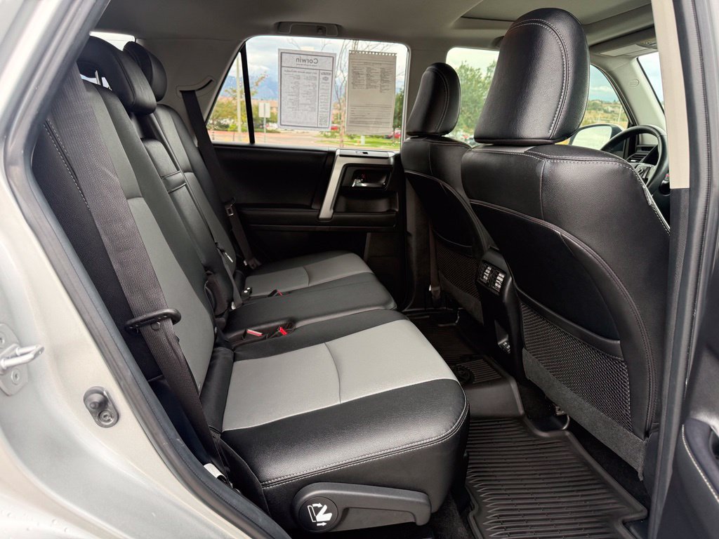 Used 2021 Toyota 4Runner SR5 Premium w/ Moonroof Package AWD/4WD image 26