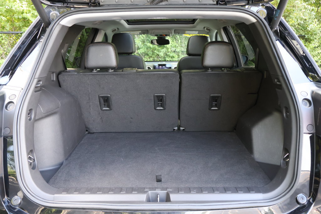Certified 2023 Chevrolet Equinox Premier AWD/4WD image 53