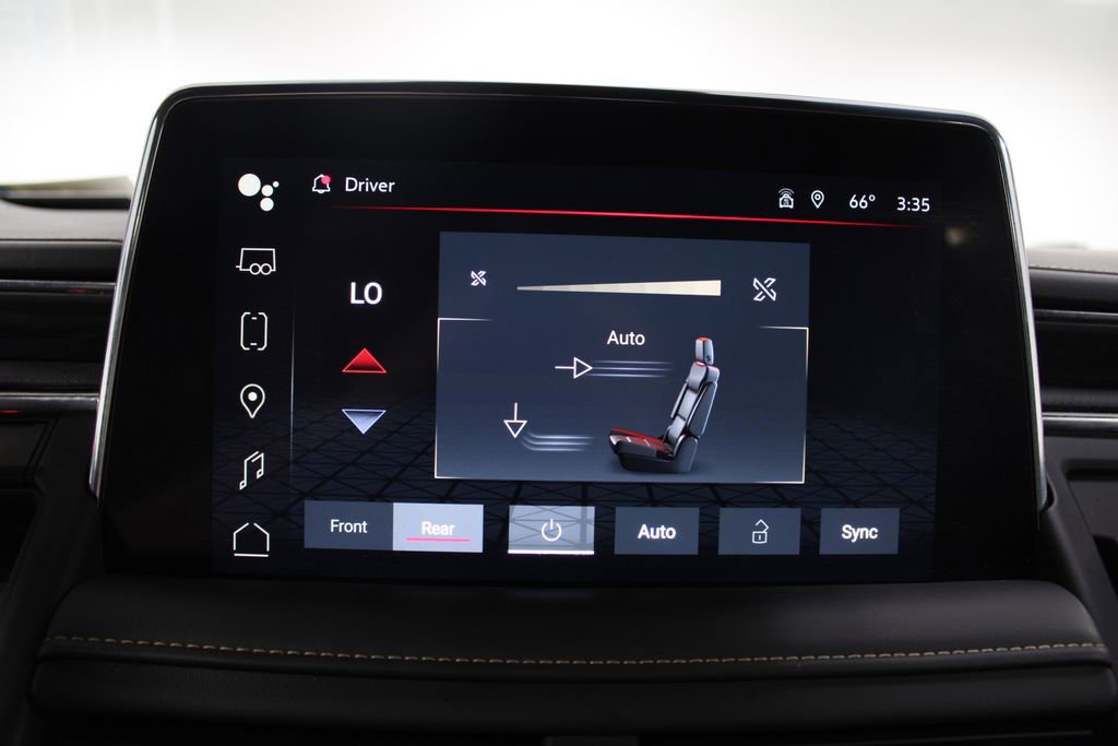 Used 2023 GMC Yukon XL SLT image 51