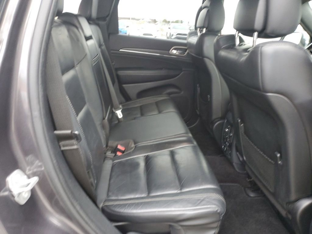 Used 2017 Jeep Grand Cherokee Limited image 28