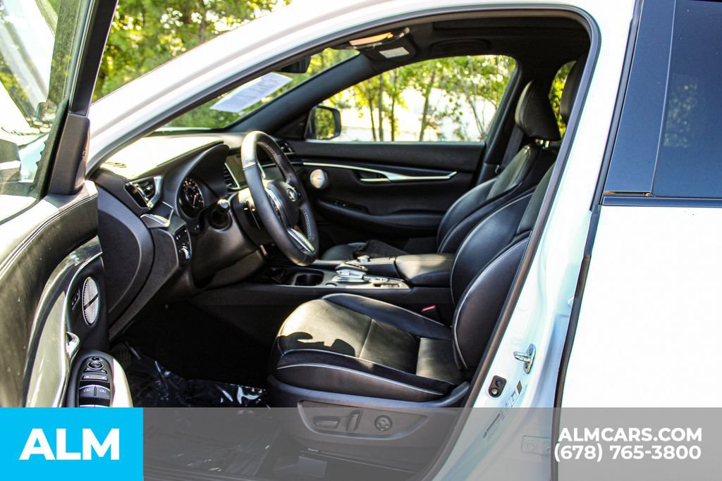 Used 2025 INFINITI QX50 Sport AWD/4WD image 16