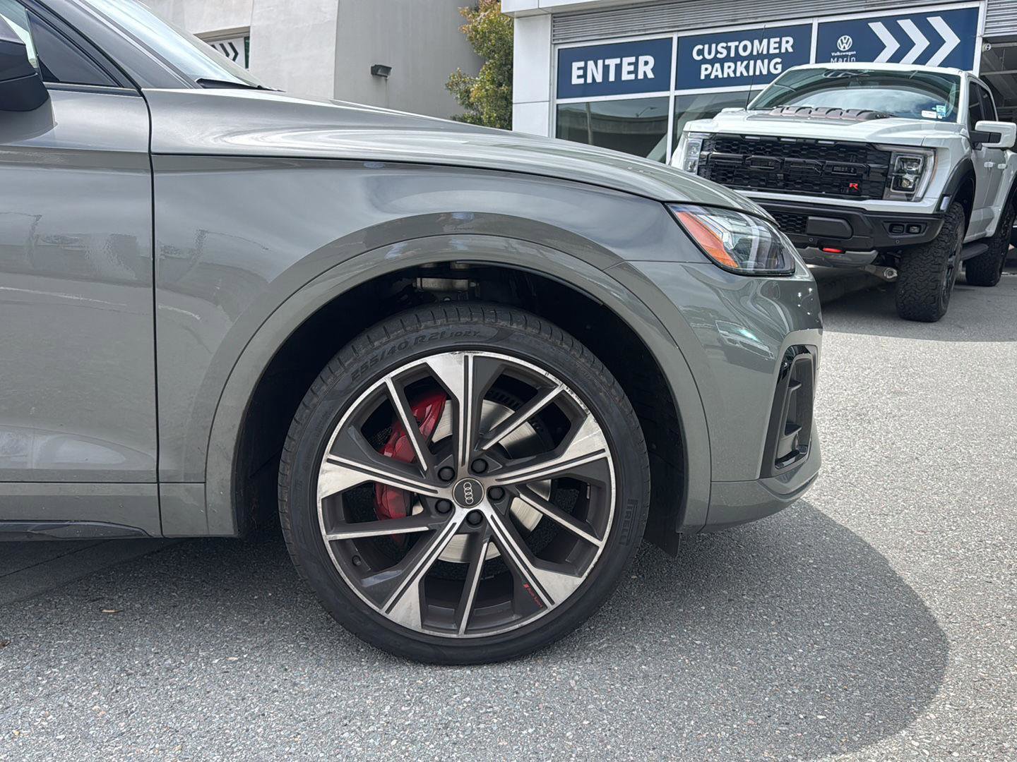 Used 2024 Audi SQ5 Premium Plus w/ Premium Plus Package AWD/4WD image 5
