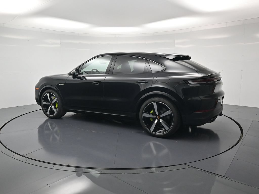 New 2026 Porsche Cayenne S AWD/4WD image 3