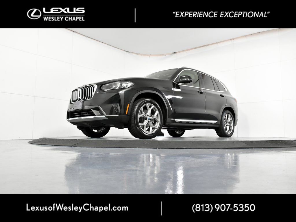 Used 2024 BMW X3 xDrive30i w/ Premium Package image 12
