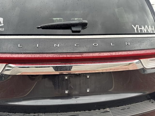 Used 2022 Lincoln Navigator Reserve AWD/4WD image 9