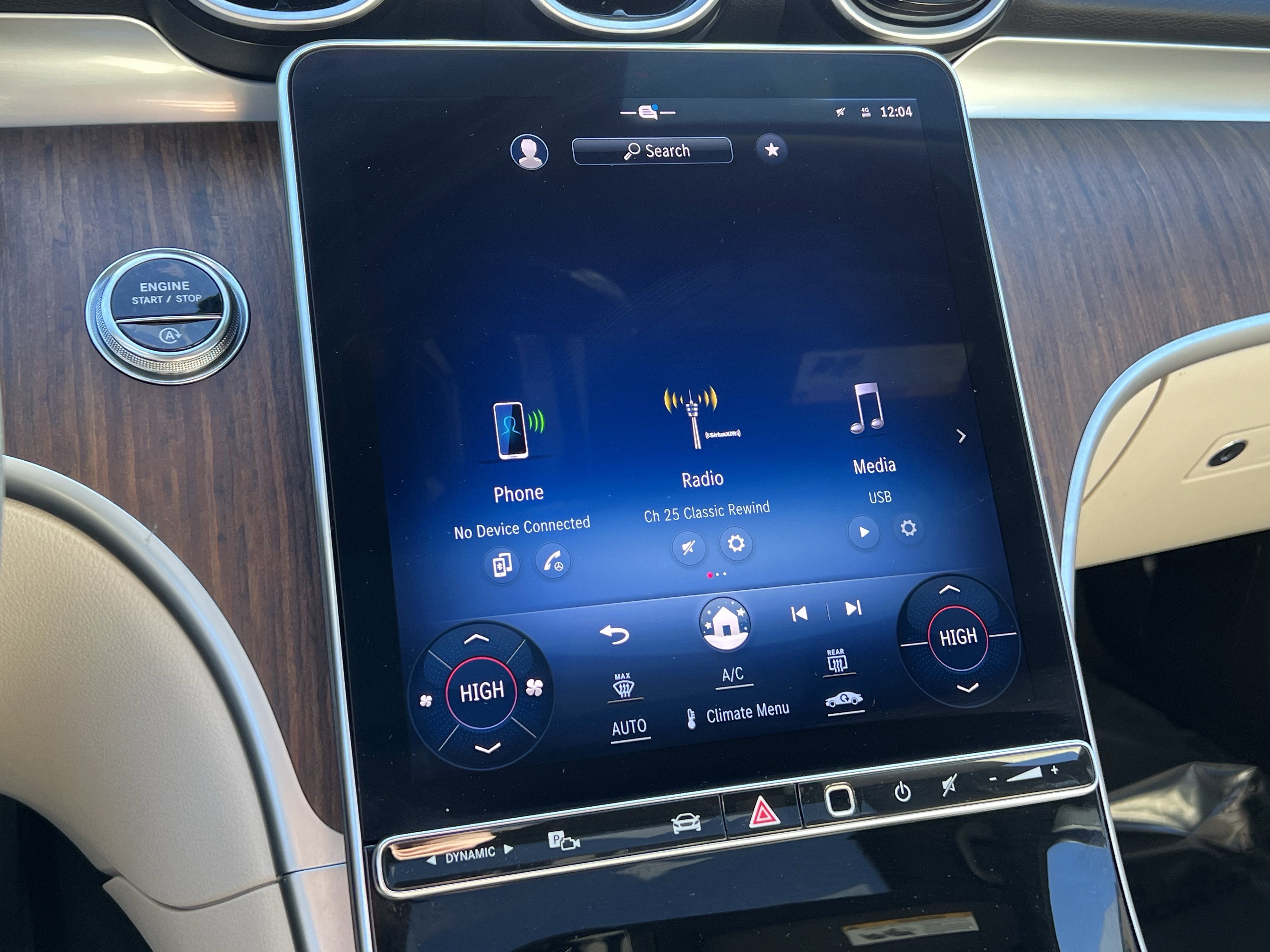 Used 2024 Mercedes-Benz C 300 4MATIC Sedan image 24