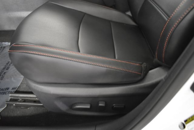 Certified 2025 Nissan Sentra SR w/ SR Premium Package FWD image 13