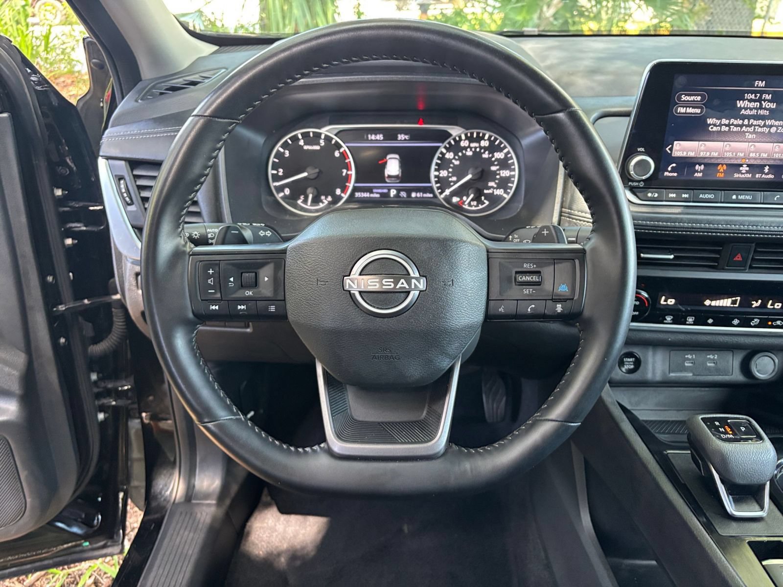 Used 2025 Nissan Rogue SV FWD image 28