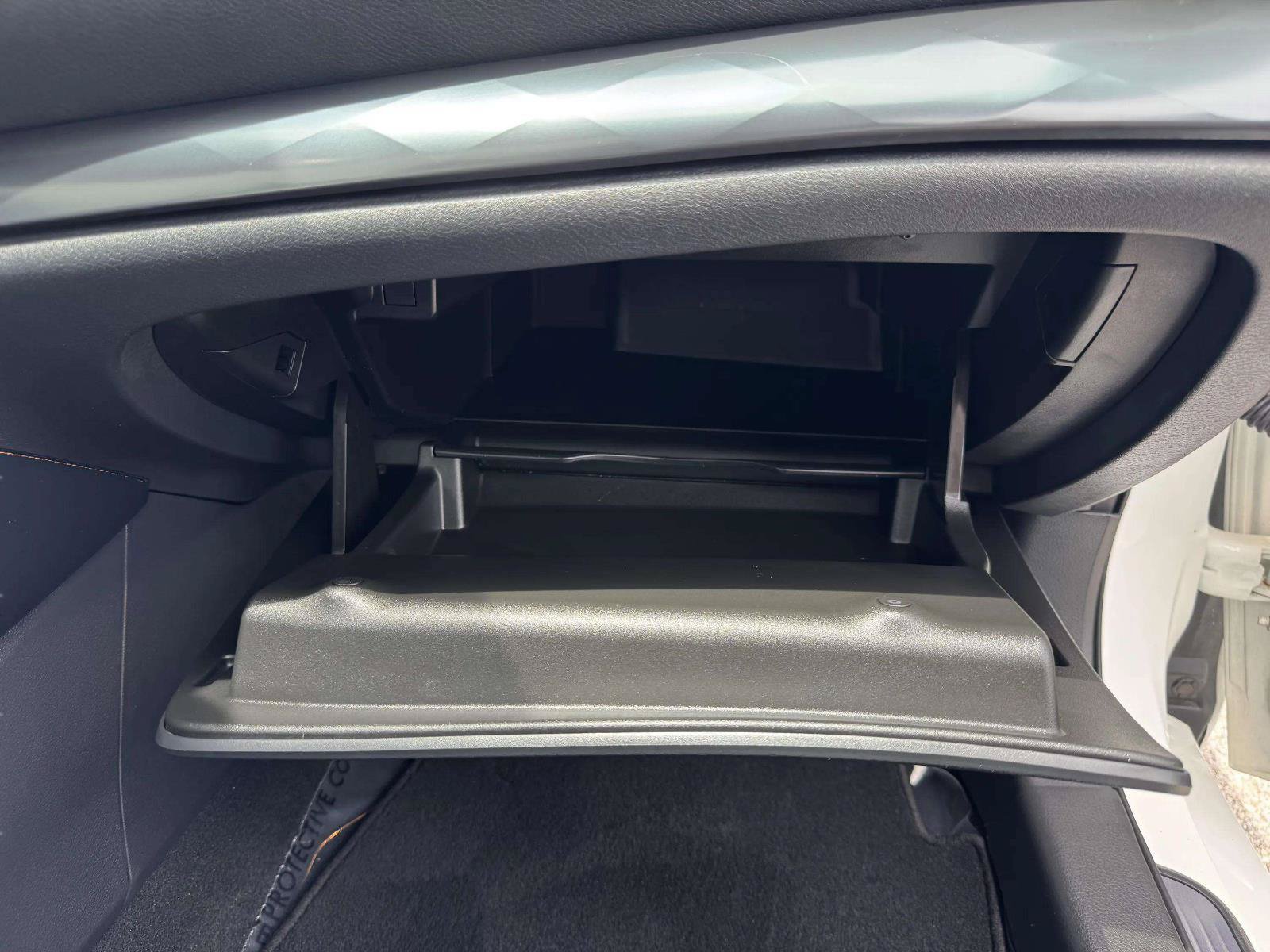 Used 2023 Nissan Maxima SR w/ Sport Mat Group FWD image 57
