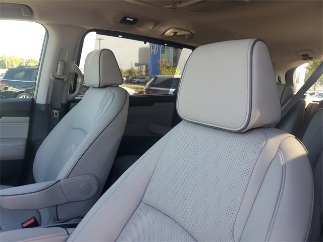 Certified 2024 Honda Odyssey Elite image 13
