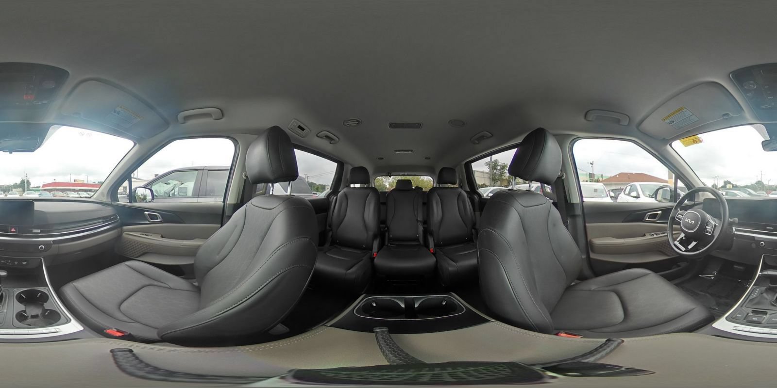 Used 2026 Kia Carnival FWD image 45