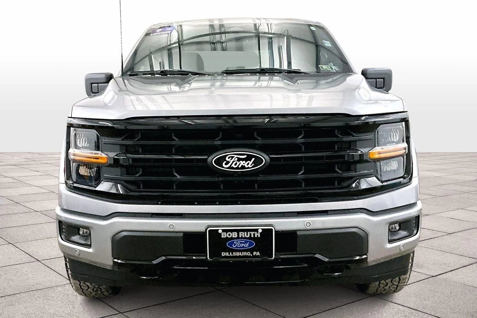 New 2025 Ford F150 XLT w/ Equipment Group 302A MID image 3