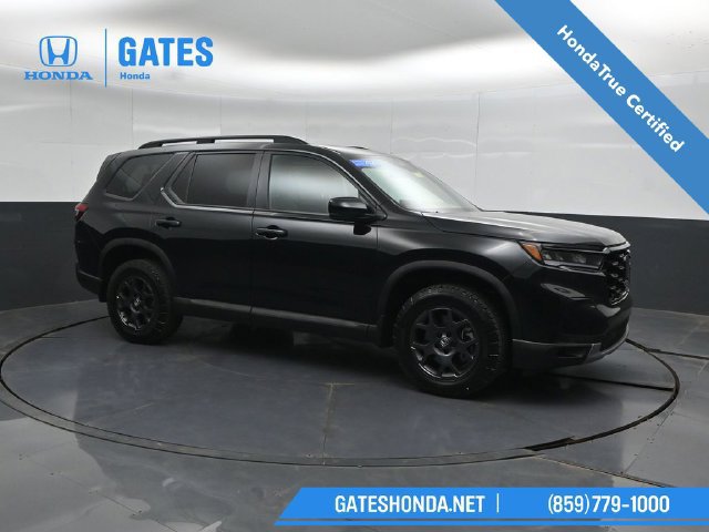 Certified 2025 Honda Pilot TrailSport