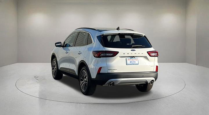 New 2025 Ford Escape SE w/ PHEV Premium Package image 6