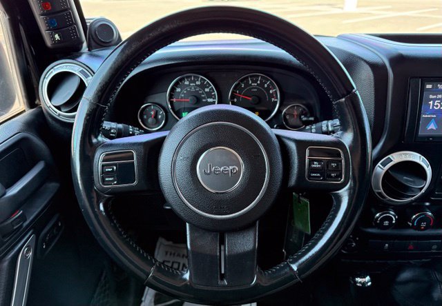 Used 2011 Jeep Wrangler Unlimited Sahara AWD/4WD image 17