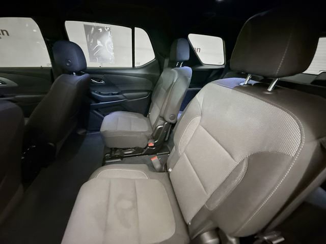 Used 2022 Chevrolet Traverse LT image 24