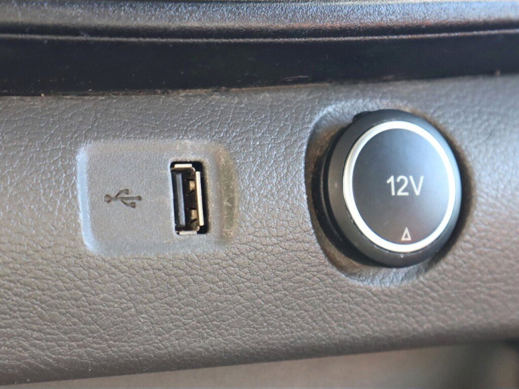 Used 2020 Ford Transit 250 148 High Roof Extended image 21