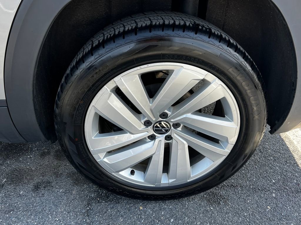 Used 2023 Volkswagen Atlas Cross Sport SE image 14