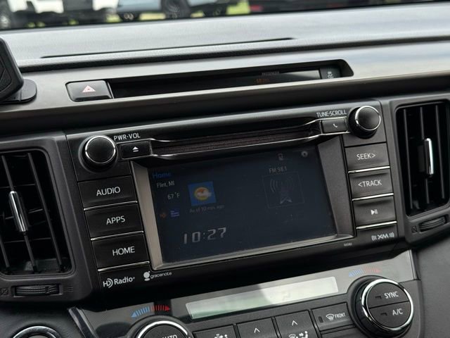 Used 2016 Toyota RAV4 SE image 24