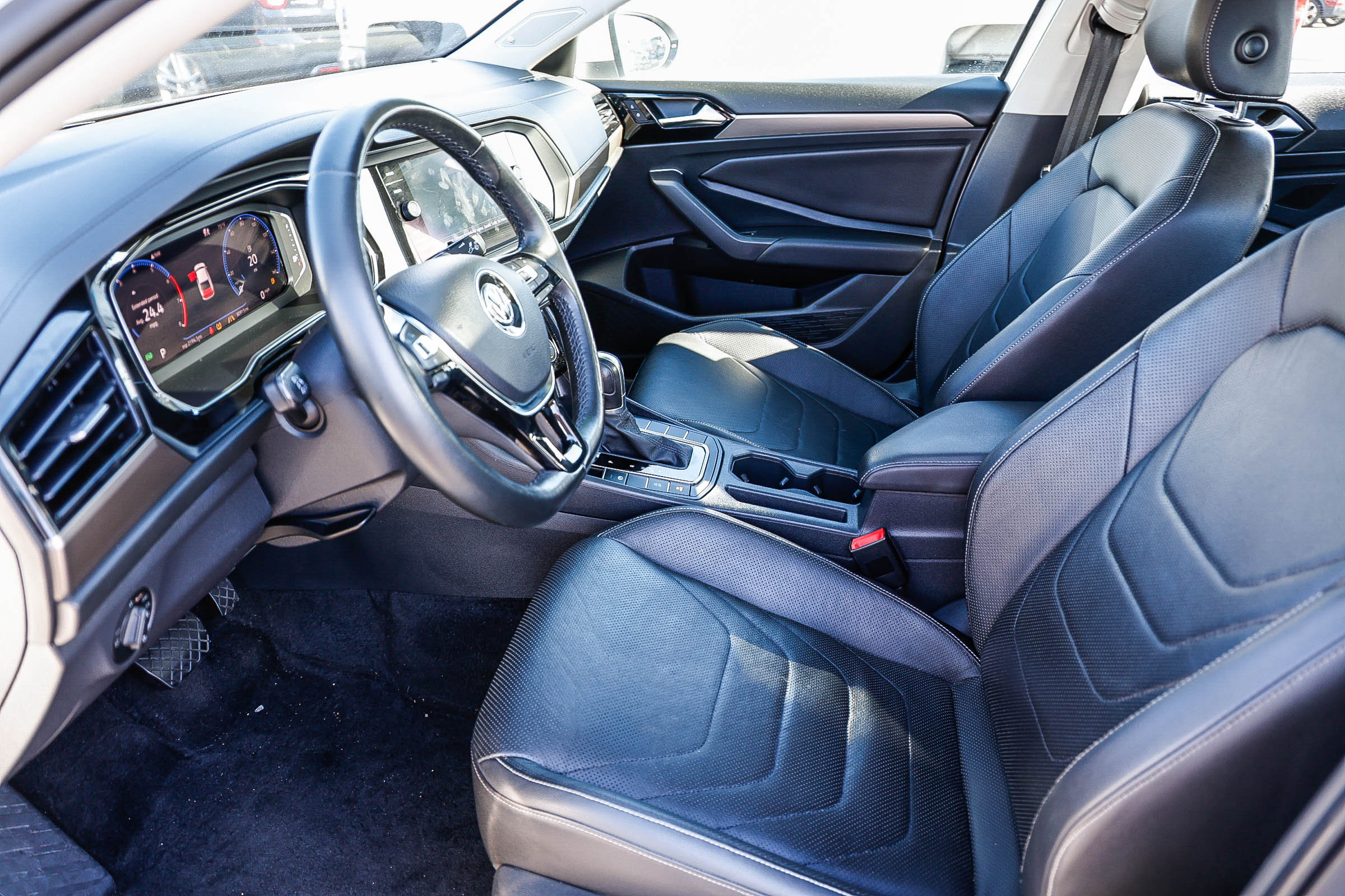 Used 2019 Volkswagen Jetta SEL Premium FWD image 14