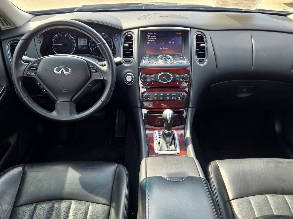 Used 2016 INFINITI QX50 AWD w/ Deluxe Touring Package image 28