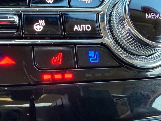 Used 2022 Lincoln Corsair AWD w/ Premium Package image 12