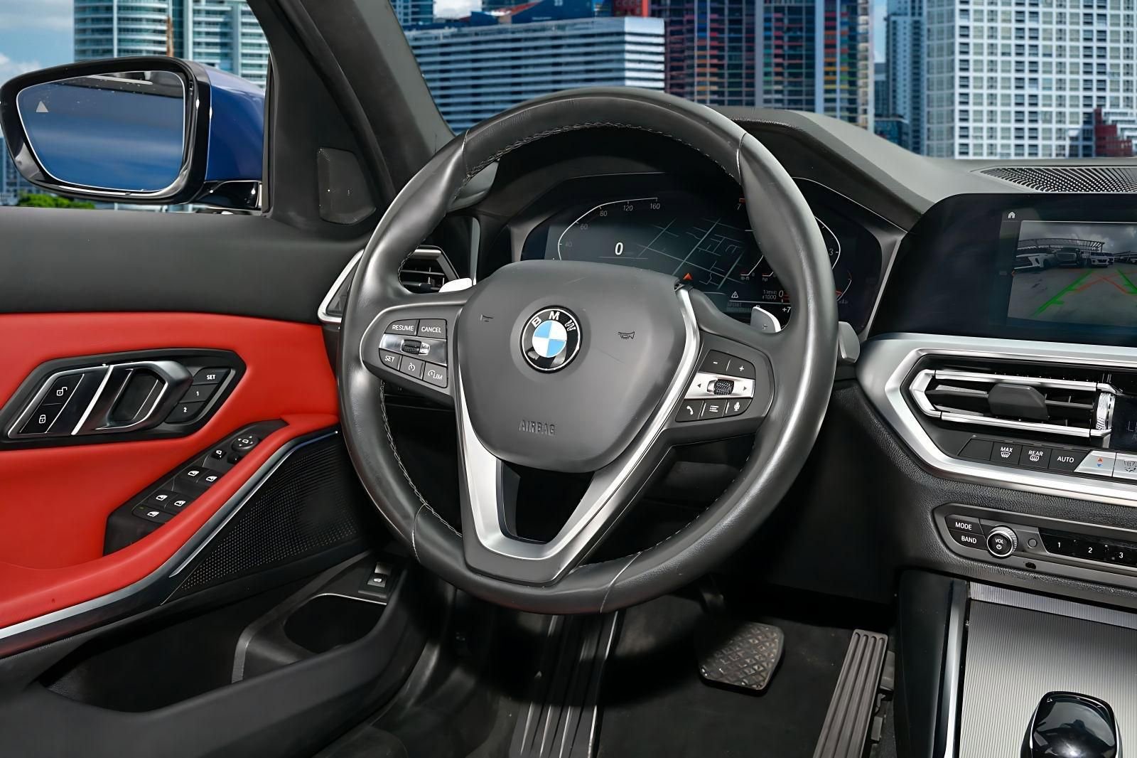 Used 2022 BMW 330i Sedan w/ Driving Assistance Package image 21