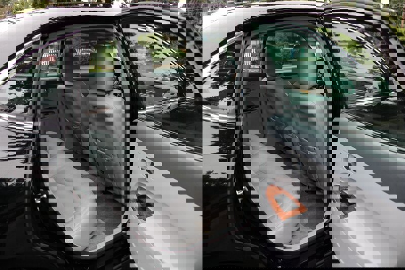 Used 2005 Buick LaCrosse CXS w/ Gold Convenience Package image 6