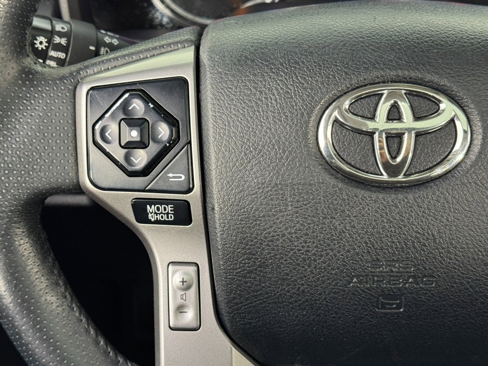 Used 2019 Toyota 4Runner Limited RWD image 21