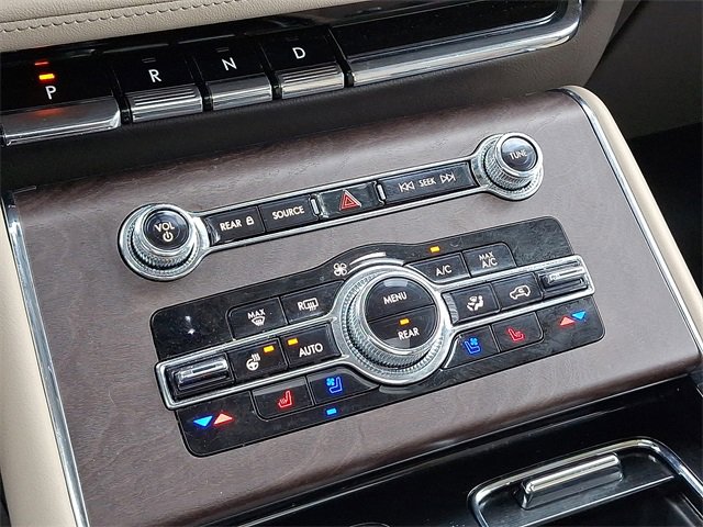 Used 2023 Lincoln Aviator Grand Touring w/ Equipment Group 301A image 16