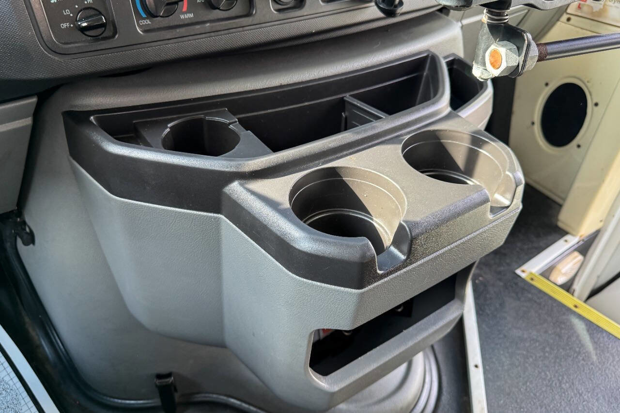 Used 2011 Ford E-350 and Econoline 350 Extended Super Duty w/ PWR Group image 45