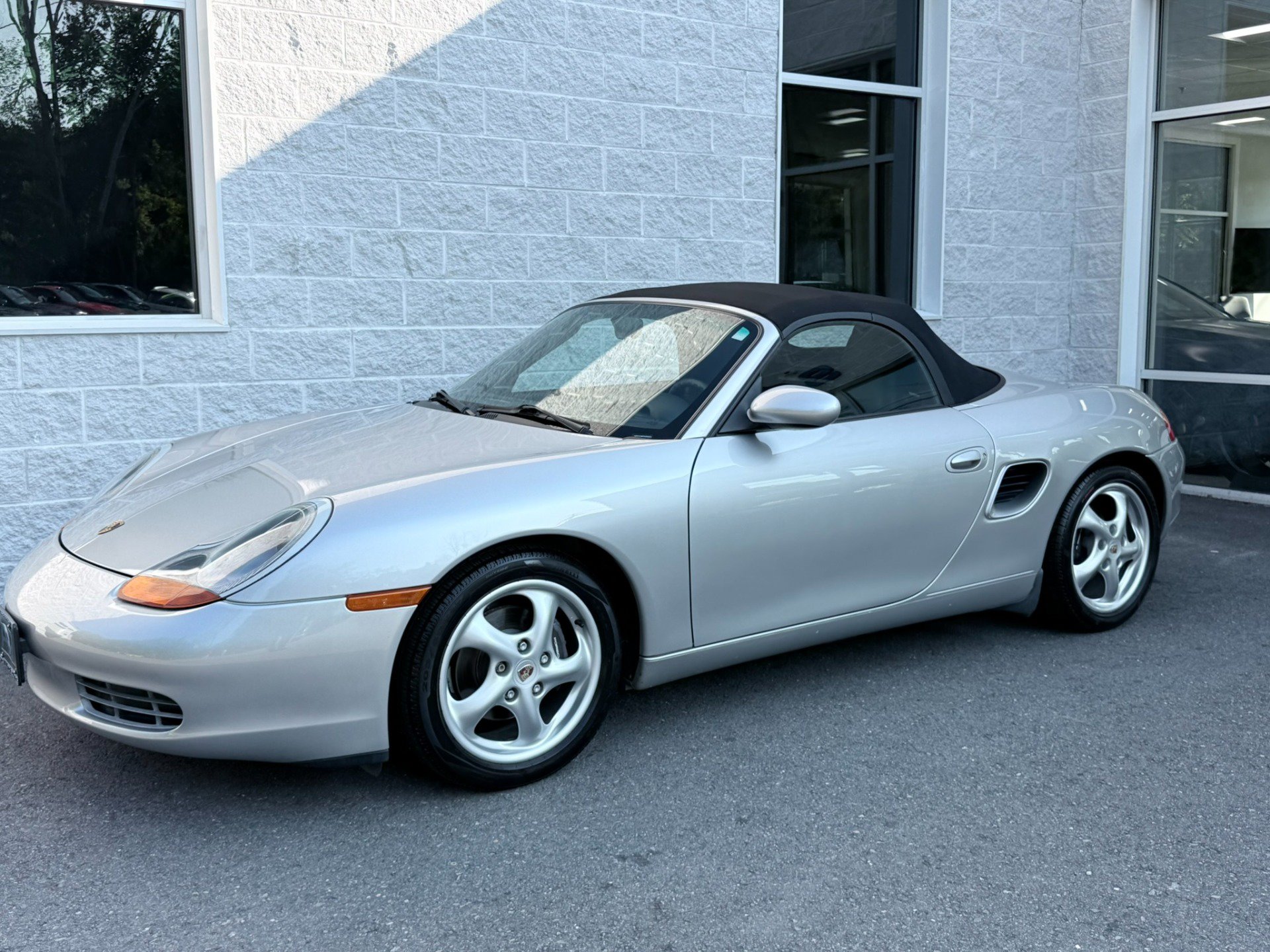 Used 2000 Porsche Boxster RWD image 1