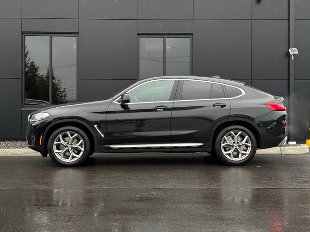 Used 2024 BMW X4 xDrive30i w/ Premium Package AWD/4WD image 5