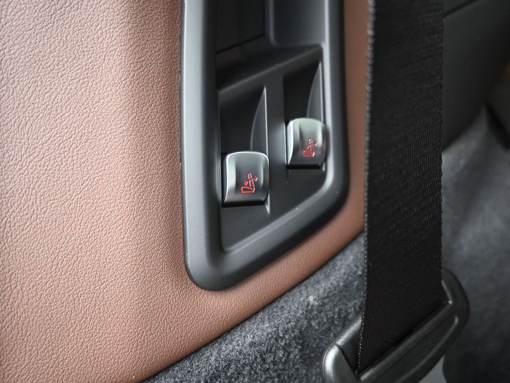 New 2026 BMW X7 xDrive40i image 28