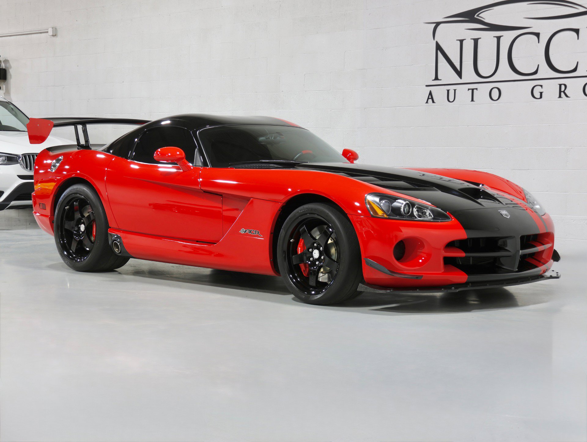 Used 2008 Dodge Viper SRT-10 w/ Competition Group image 19