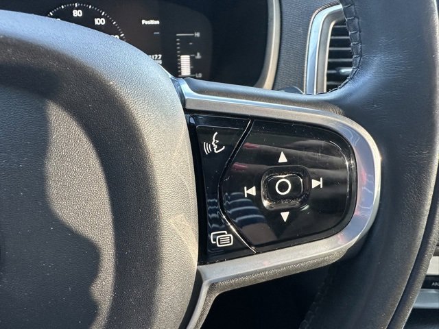 Used 2018 Volvo XC90 T5 Momentum w/ Convenience Package image 17
