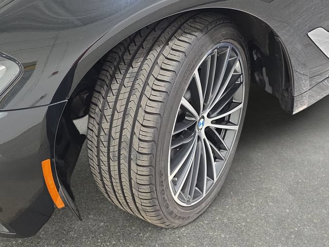 Certified 2023 BMW 530i xDrive w/ Executive Package AWD/4WD image 27