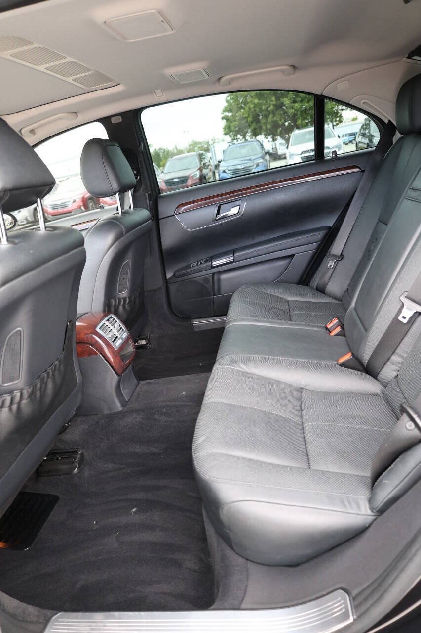 Used 2007 Mercedes-Benz S 550 image 17