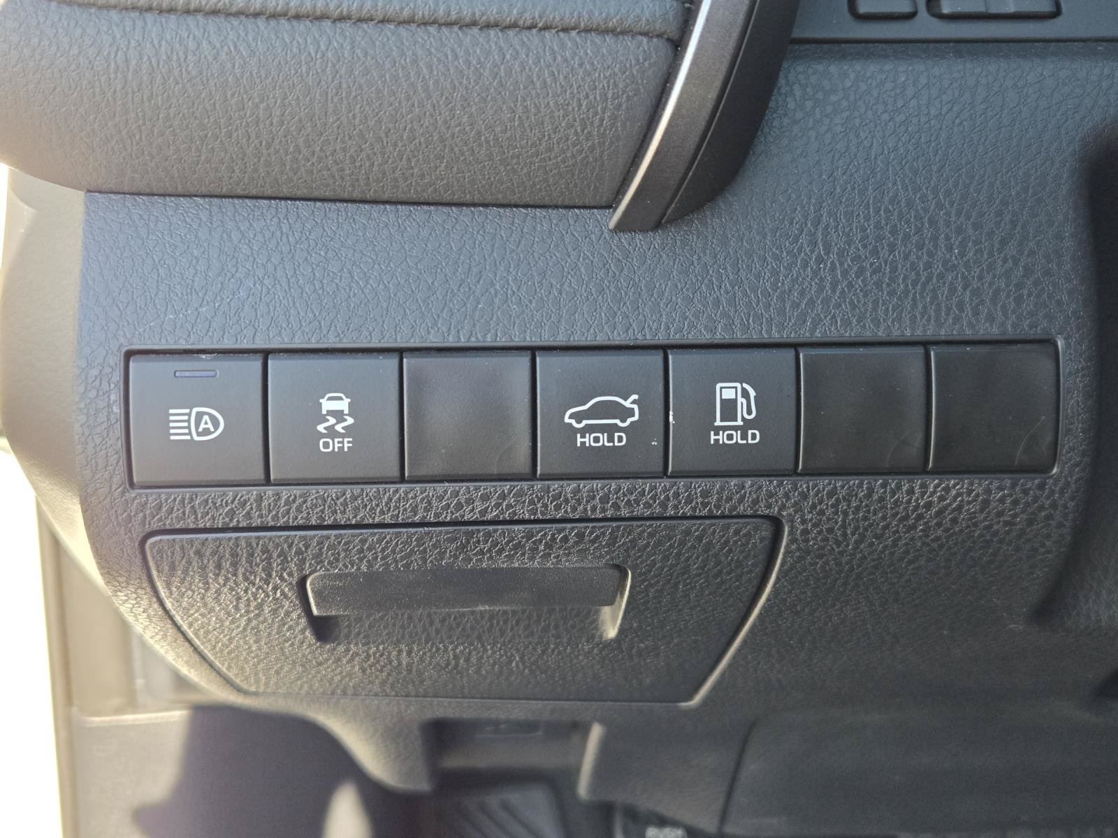 Used 2024 Toyota Camry LE FWD image 17